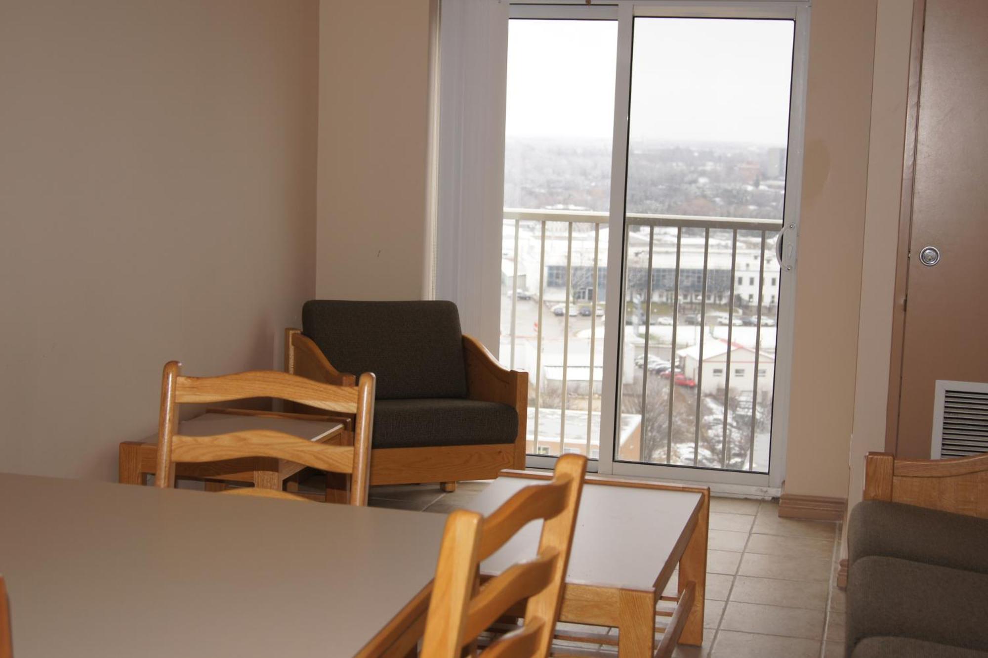 Hotel Laurier - Apartment Style Residence Waterloo Exterior photo
